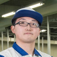 本郷 康貴