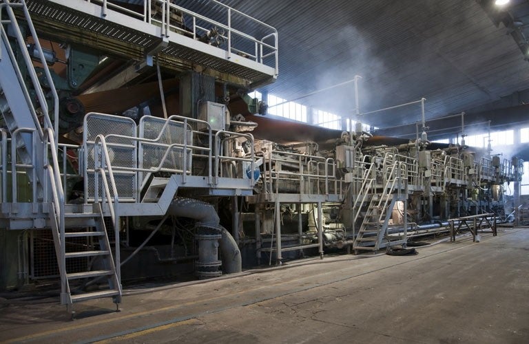 Paper pulp mill plant, Fourdrinier-machine Many sections of papermaking machinery are subject to high temperatures which present specific challenges to bearings. Photo: Moreno Soppelsa/Shutterstock